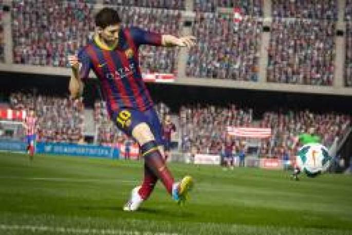 Feints in FIFA 15 on PS3.  How to make feints in FIFA?  How to perform feints on an XBOX gamepad