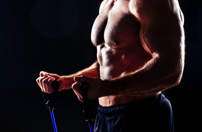 Stërvitje forcash me një zgjerues: ushtrime për të gjitha grupet e muskujve Ushtrime për zgjerimin e gjoksit